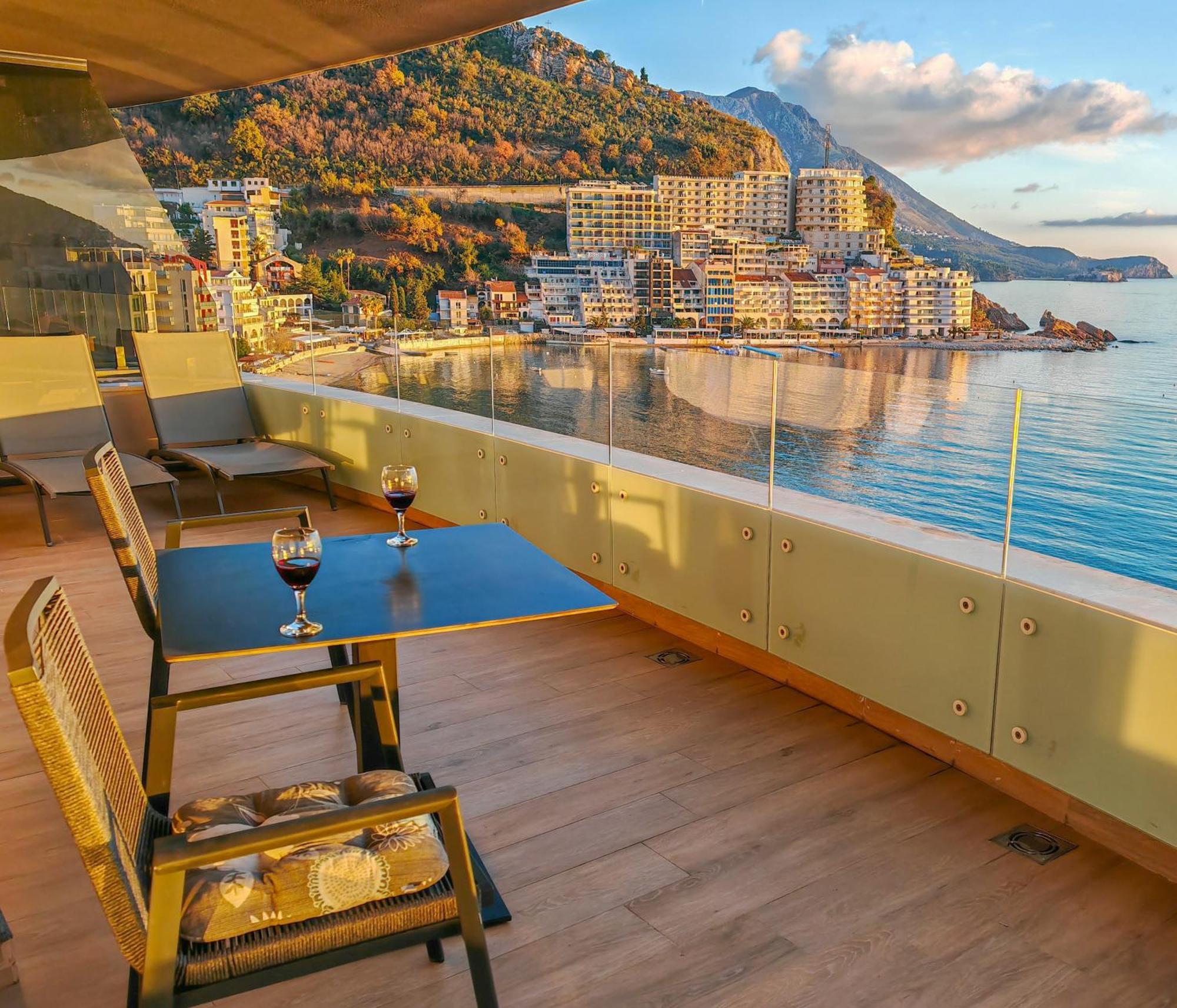 Beachfront Luxury Apartment Будва Экстерьер фото